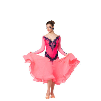 Pronájem šatů na soutěž č.3