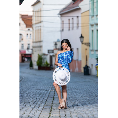 Women's body with one sleeve