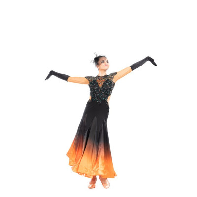 Pronájem šatů na soutěž č.2